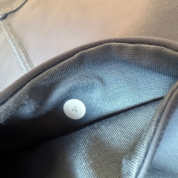 Lululemon Cool To Street Crop 17" Mid-Rise Blue Womens Size 4 - Picture 12 of 12